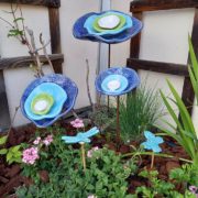 Fleurs en céramique pour les jardins